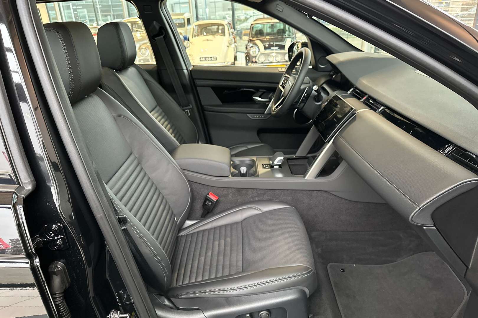 Land Rover Discovery Sport Business Edition P270e - - Joinsteer - #2