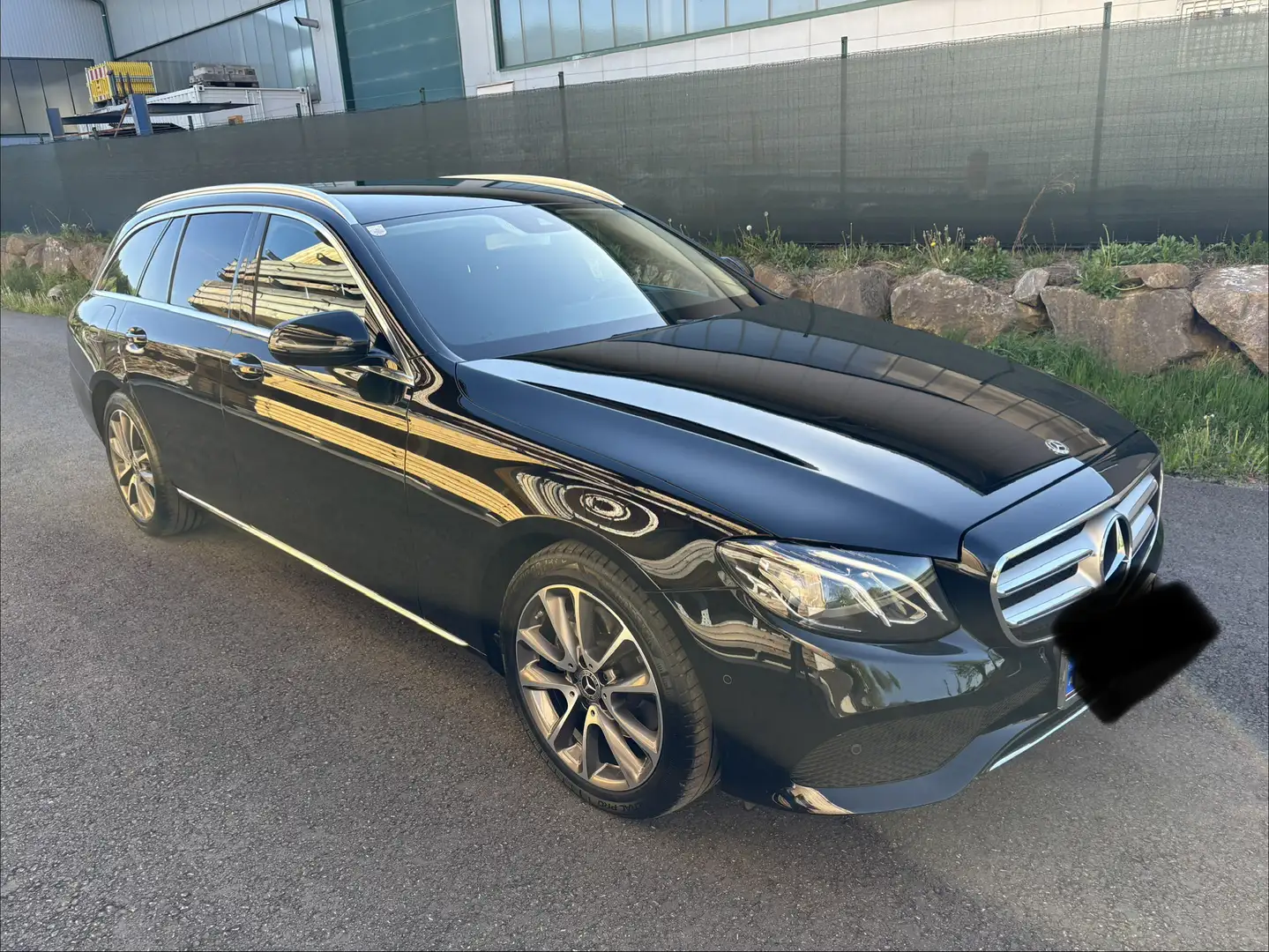 Mercedes-Benz E 220 d T Aut. - 2