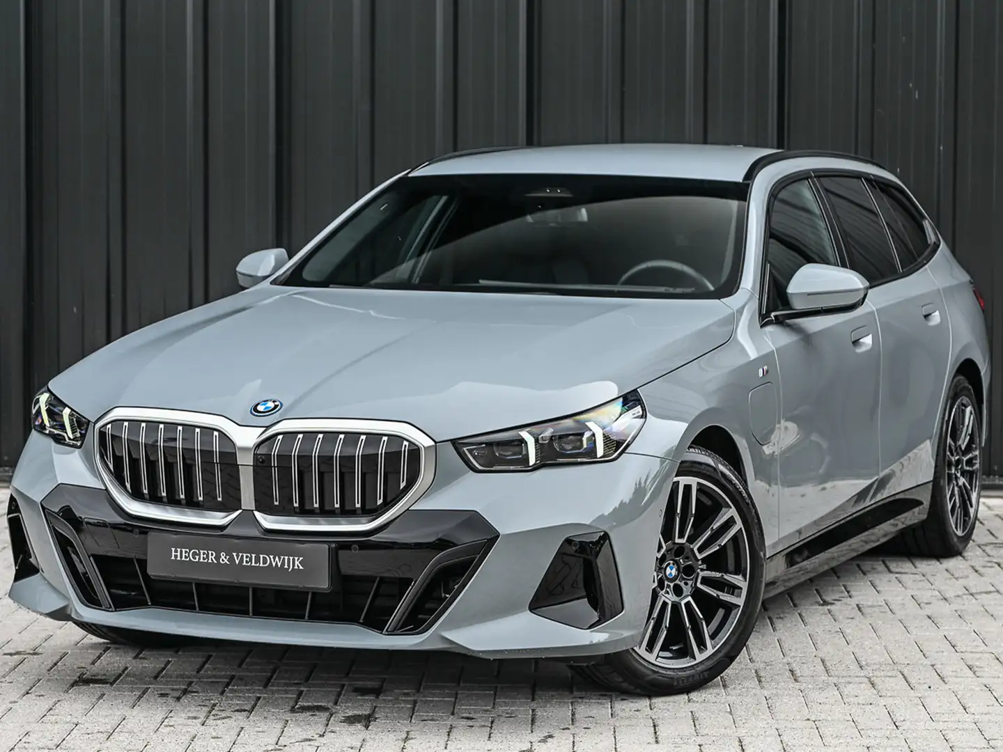 BMW 530 5-serie Touring 530e xDrive M-SPORT | 360 CAMERA | Grigio - 2