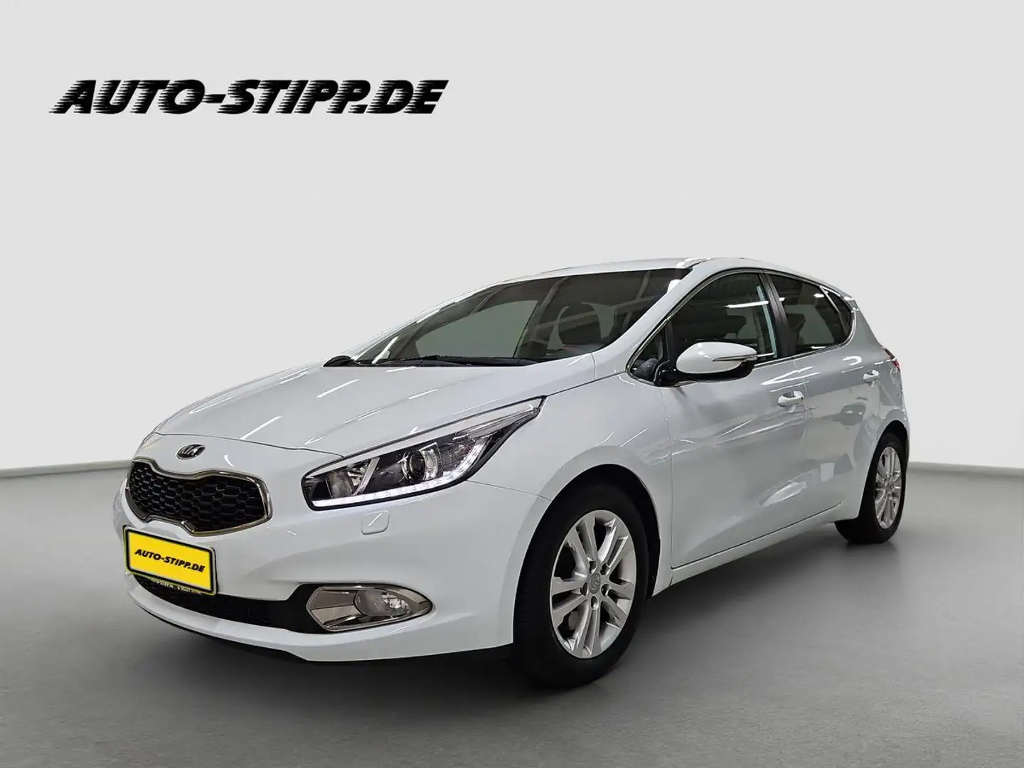Kia Ceed / cee'd 1.6 Spirit NAVI TEMP RFK KEYLESS SITZH PDC Blanc - 2