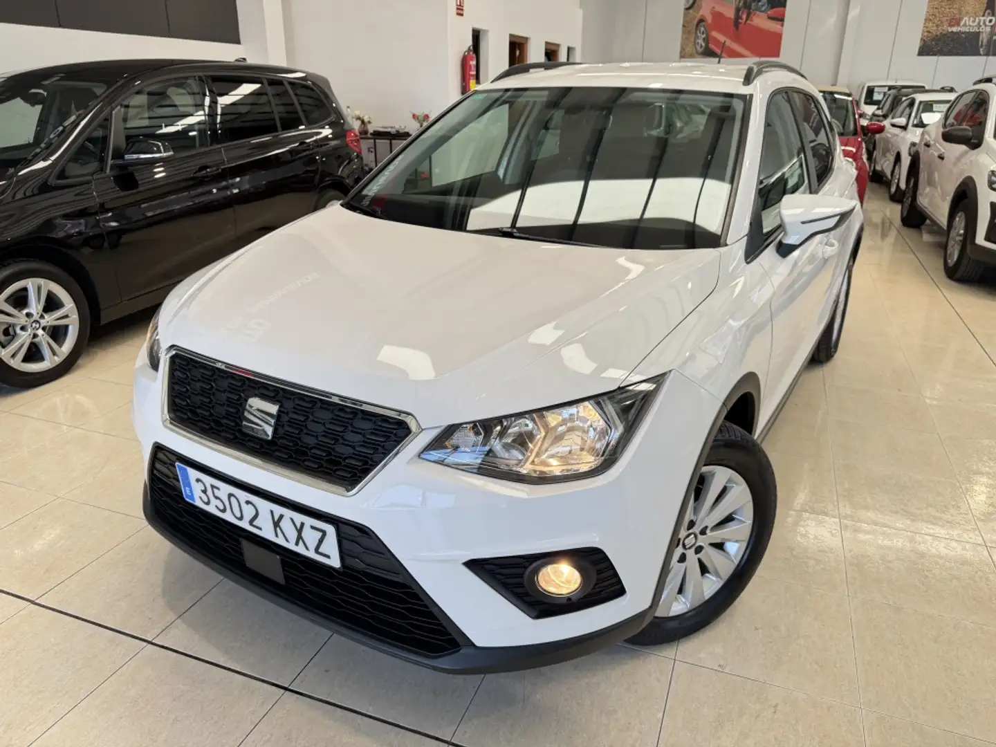 SEAT Arona 1.0 TSI Ecomotive S&S Style 95 Weiß - 1