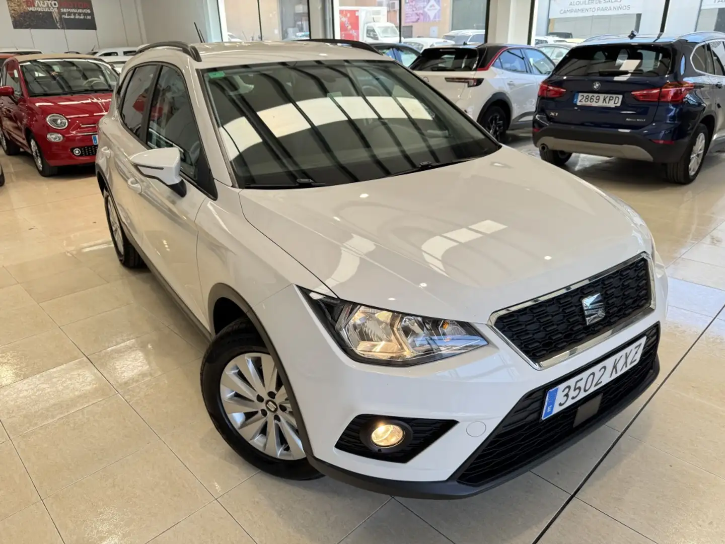 SEAT Arona 1.0 TSI Ecomotive S&S Style 95 Weiß - 2