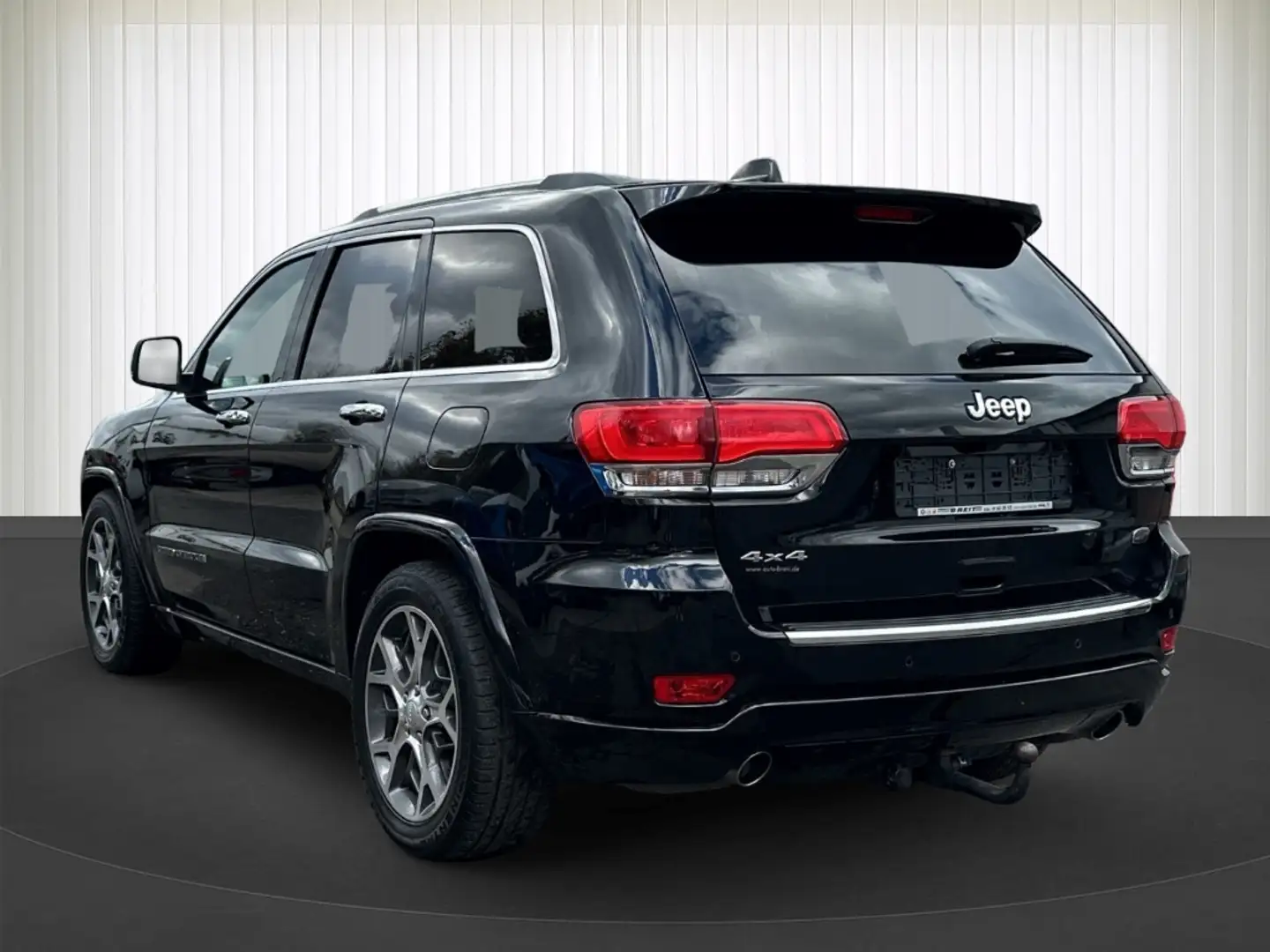 Jeep Grand Cherokee 3.0 CRD Overland 4x4 abnehmb. AHK Schwarz - 2