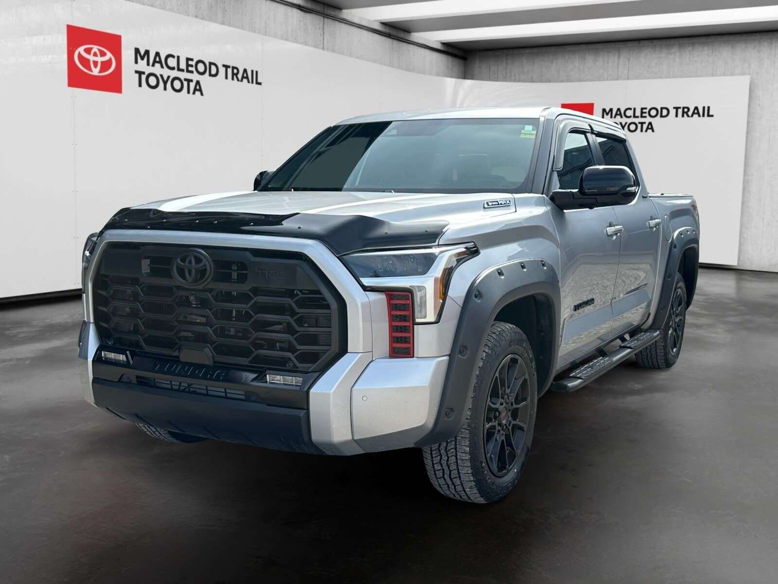 2025 Toyota Tundra Limited Hybrid TRD Off-Road | LOW KMs, No Accident
