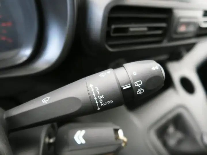 Citroën Berlingo 2023, foto 18