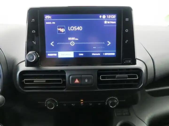 Citroën Berlingo 2023, foto 13