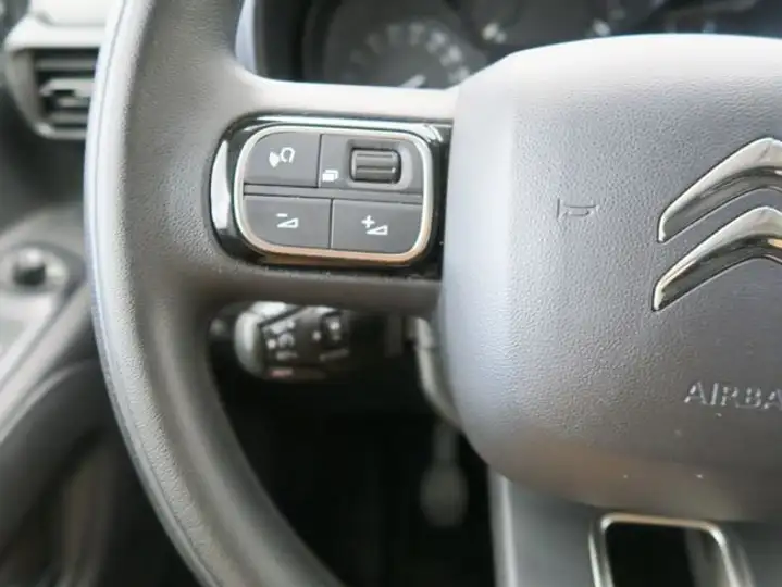 Citroën Berlingo 2023, foto 15