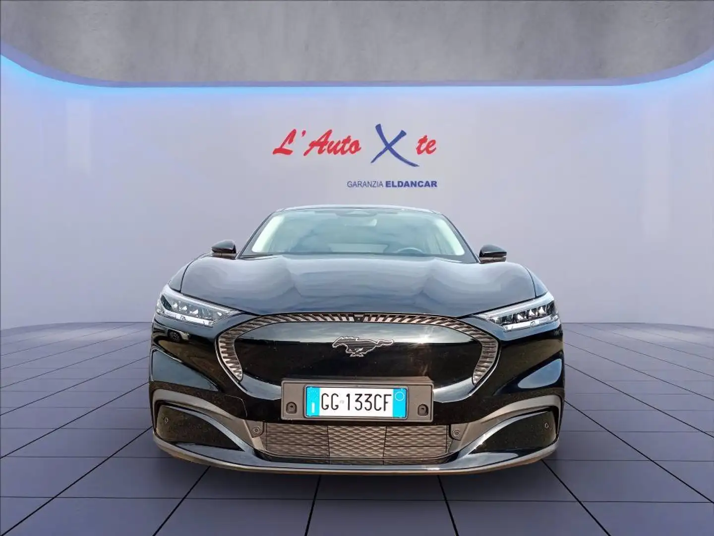 Ford Mustang Mach-E extended range rwd 294cv auto Nero - 2