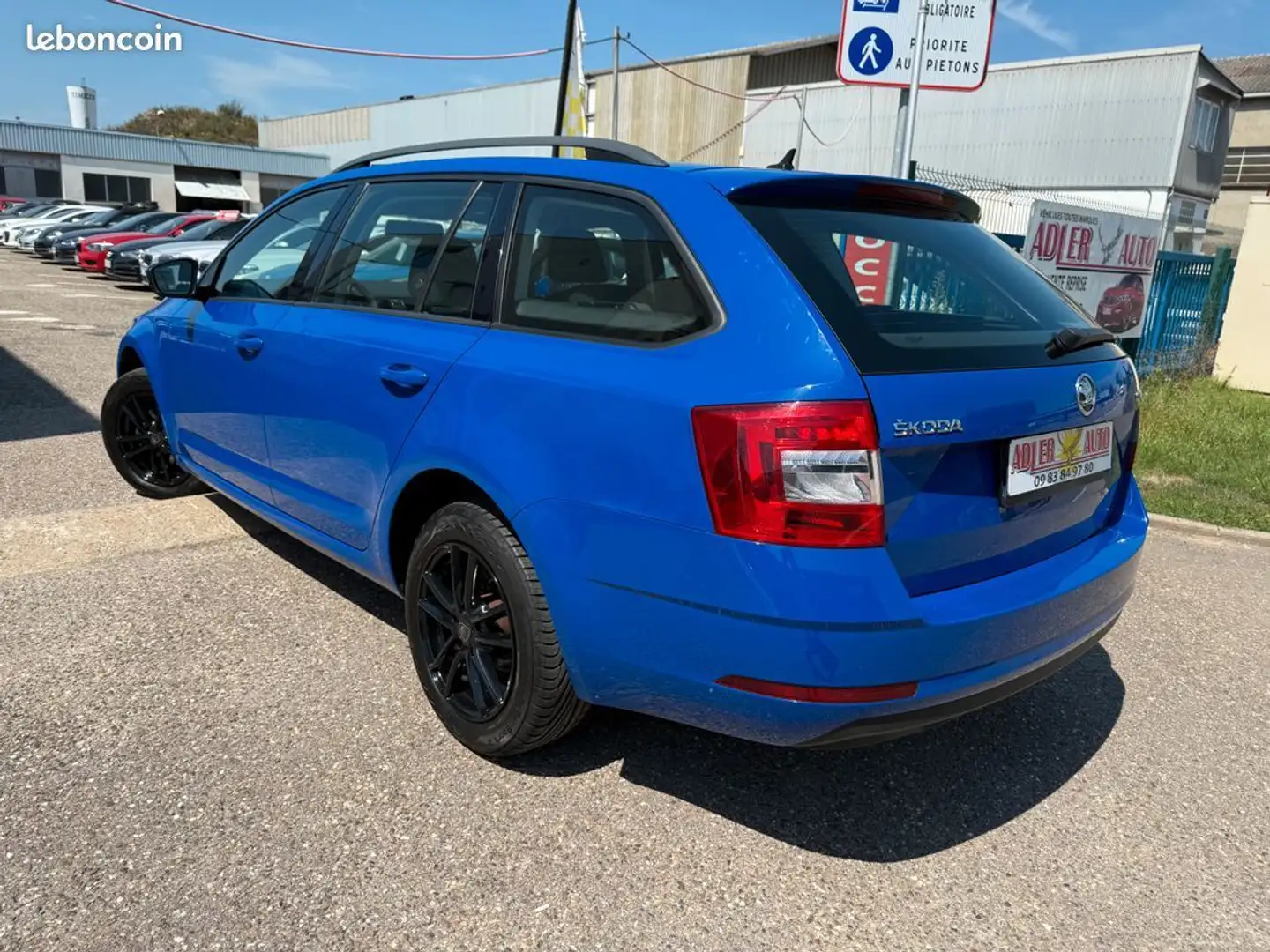 Skoda Octavia 1.6 TDI 116ch SCR Active Euro6d-T 1ére MAIN Bleu - 2