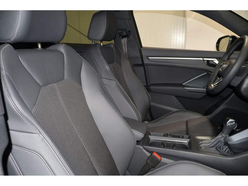 Audi Q3 Sportback 35 TDI S line MatrixLED*Kamera*Navi — photo 7