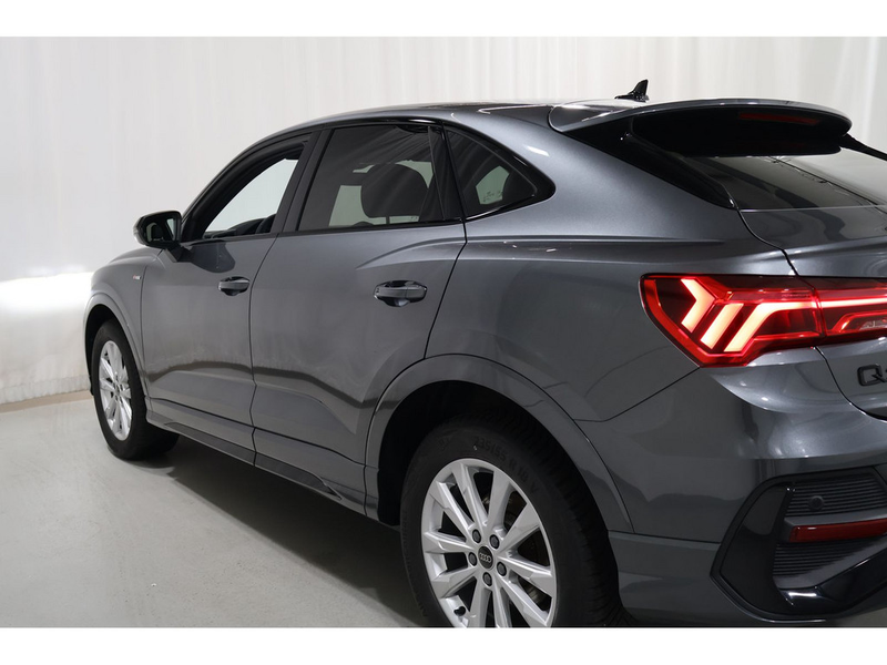 Audi Q3 Sportback 35 TDI S line MatrixLED*Kamera*Navi — photo 13