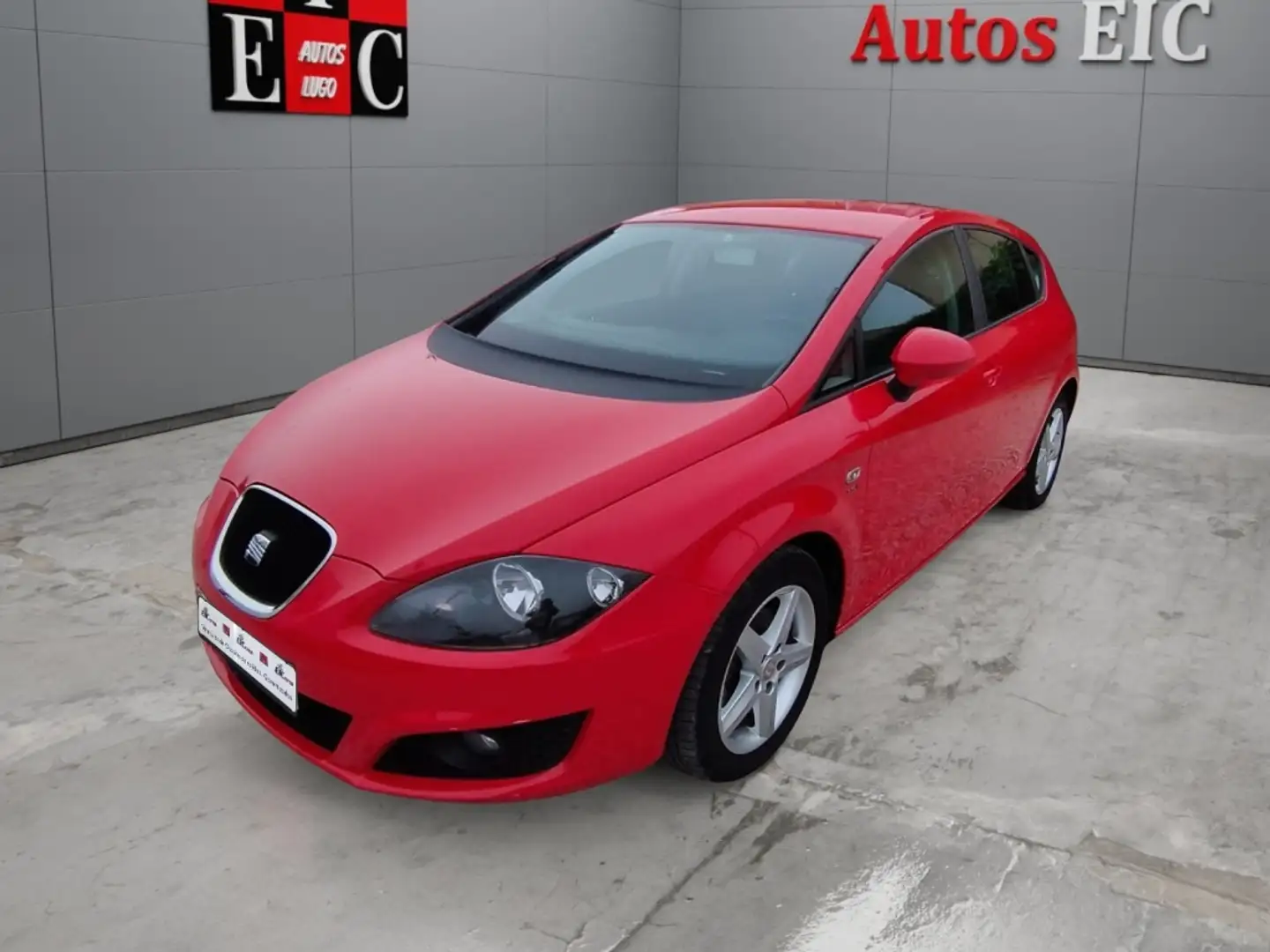 SEAT Leon 1.4 TSI Reference Rojo - 1