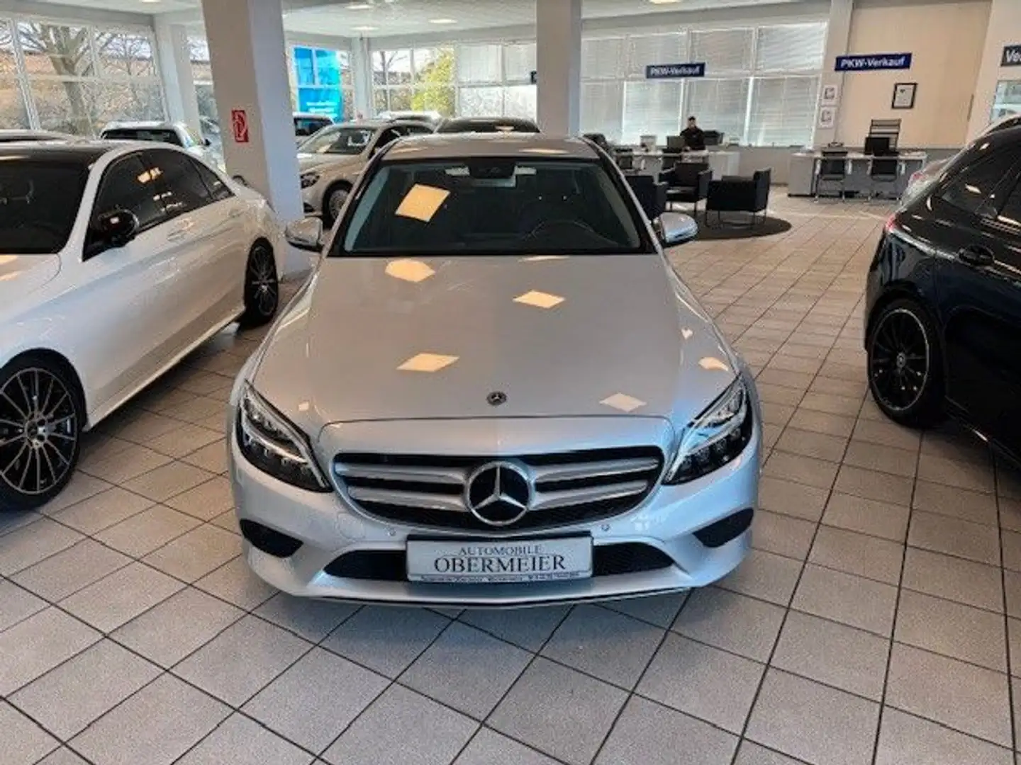 Mercedes-Benz C 180 Ava 9G-Tr. Carplay Rü-Ka TWA SHZ LED Argent - 2