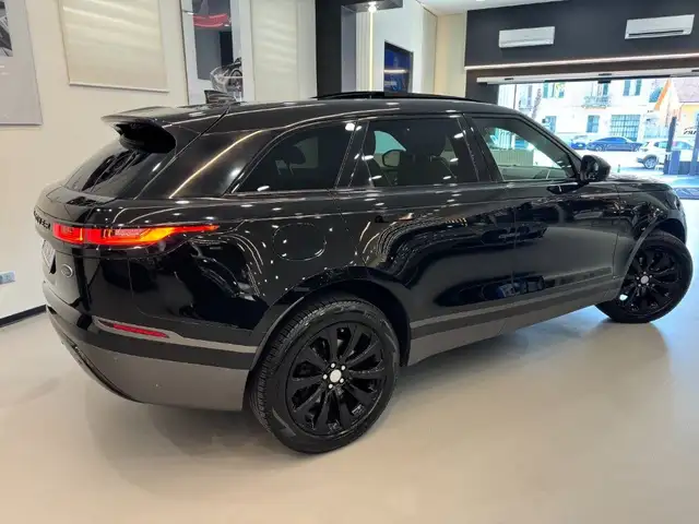 Land Rover Range Rover Velar view 5