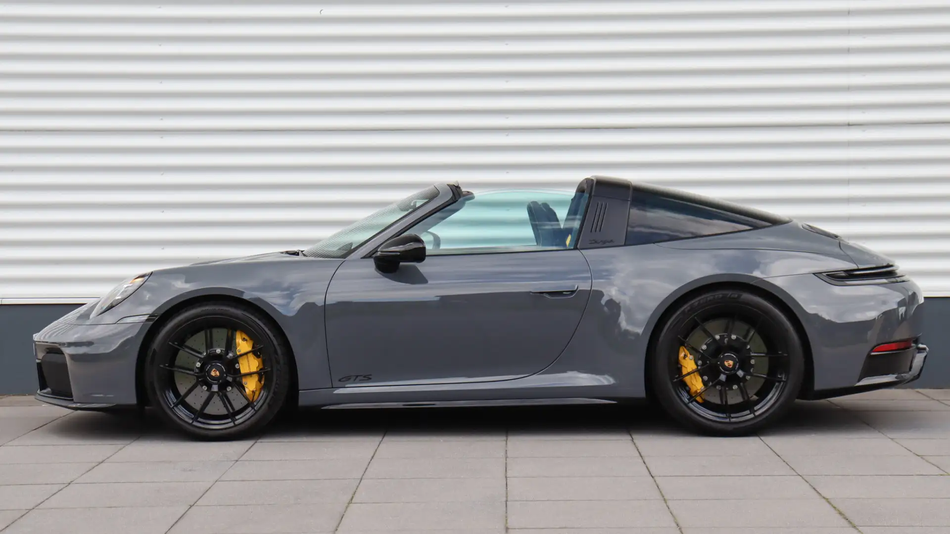 Porsche 992 992.2 Targa 4 GTS | Burmester | PCCB | Lift | Stoe Gris - 2