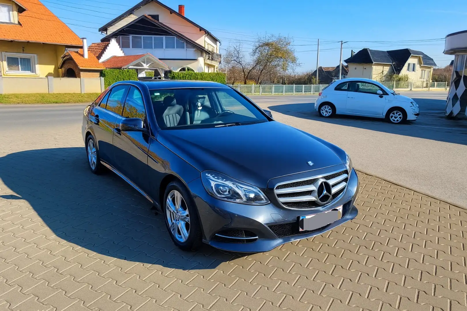 Mercedes-Benz E 220 Avantgarde CDI Sequentronic - 2