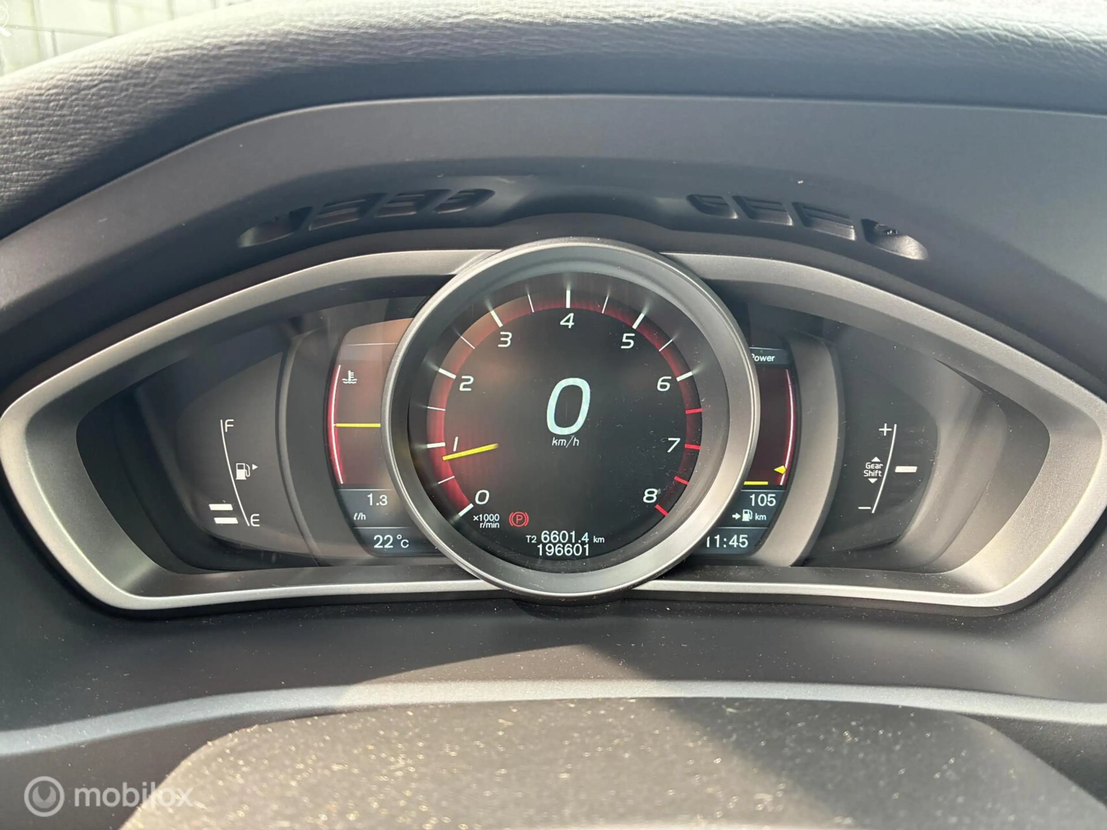 Volvo V40 1.6 T3 Momentum | Zwart | Isofix | Lichtmetaal | N — photo 33