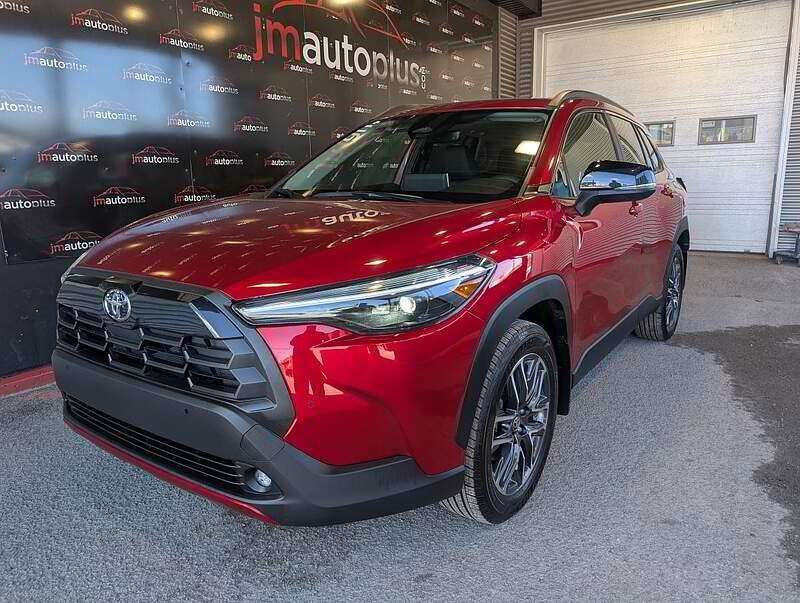 2026 Toyota Corolla Cross XLE*AWD*TOIT*BANCS/VOL CHAUFF*CAMERA*BOUTON POUSSO