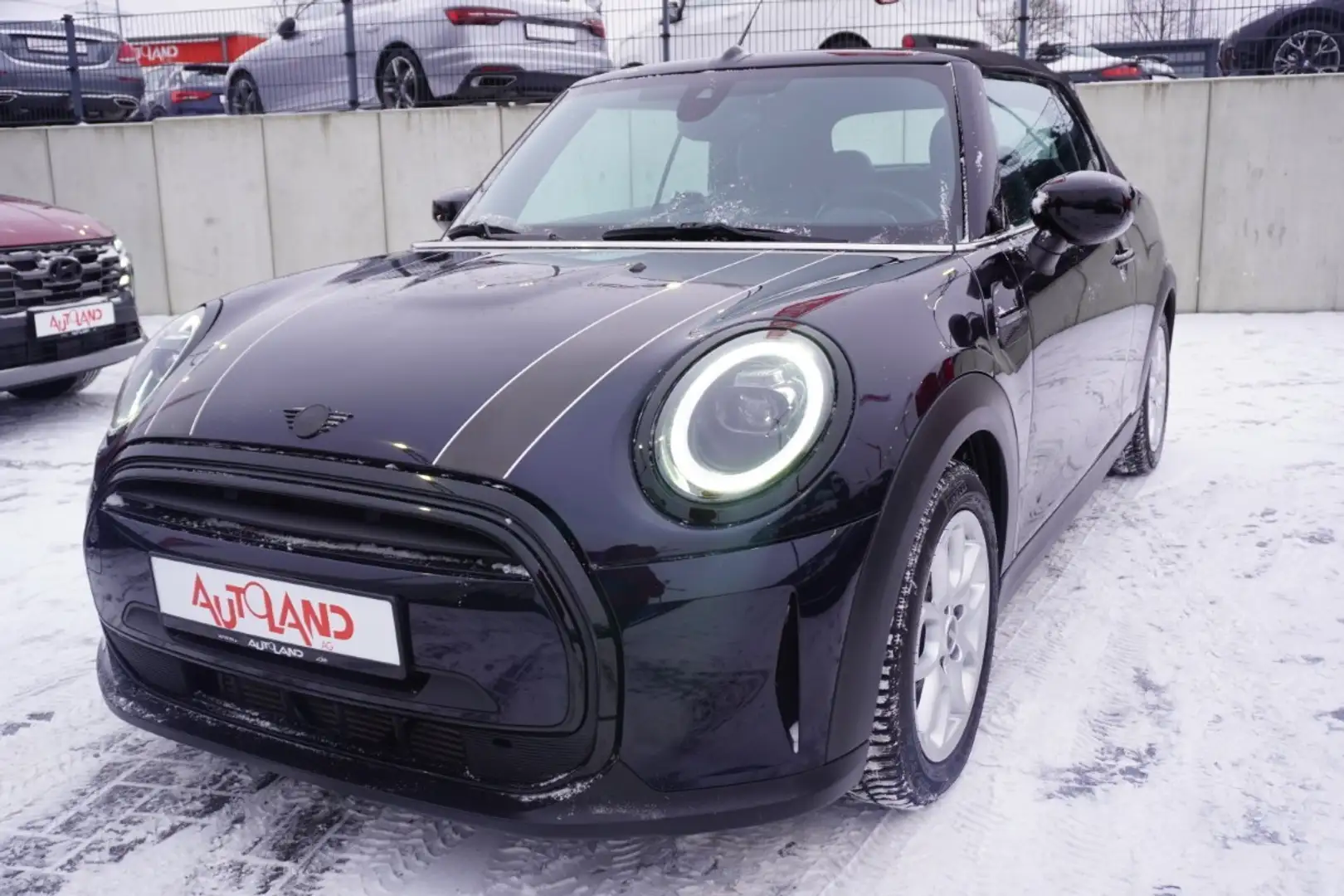 MINI Cooper Cabrio Classic 1.5 Aut. LED Navi Tempomat Noir - 2