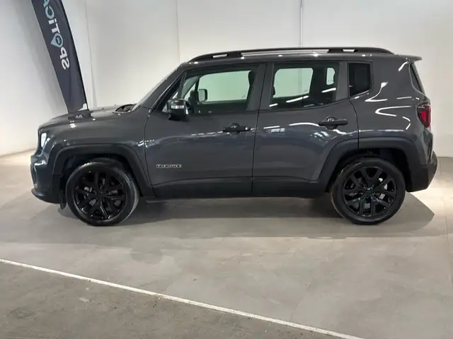 Jeep Renegade view 7