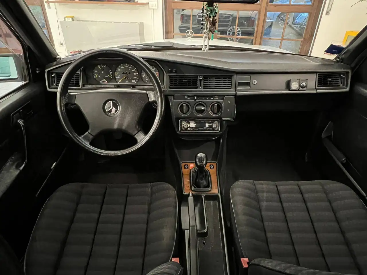 Mercedes-Benz 190 - 201 1.8 E 105cv, foto 10