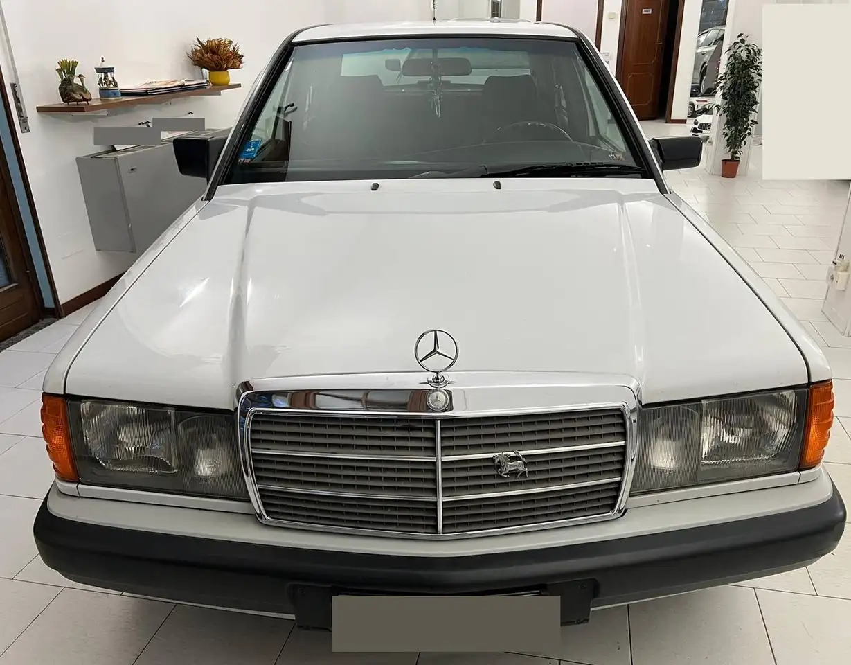 Mercedes-Benz 190 - 201 1.8 E 105cv, foto 3