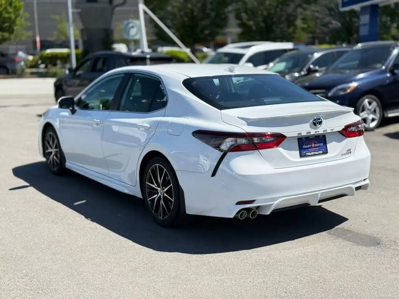 Toyota Camry снимка Toyota Camry