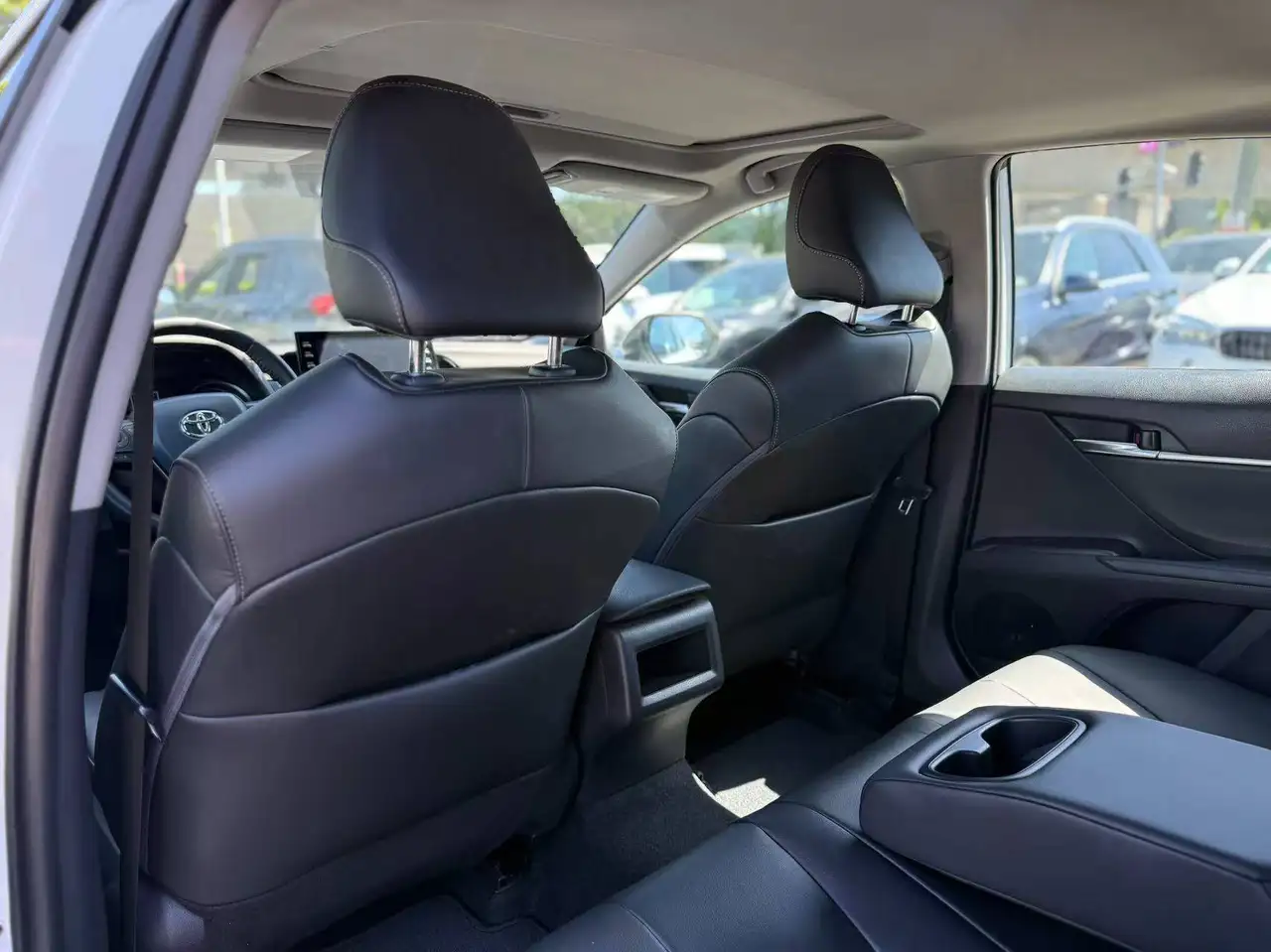 Toyota Camry снимка Toyota Camry