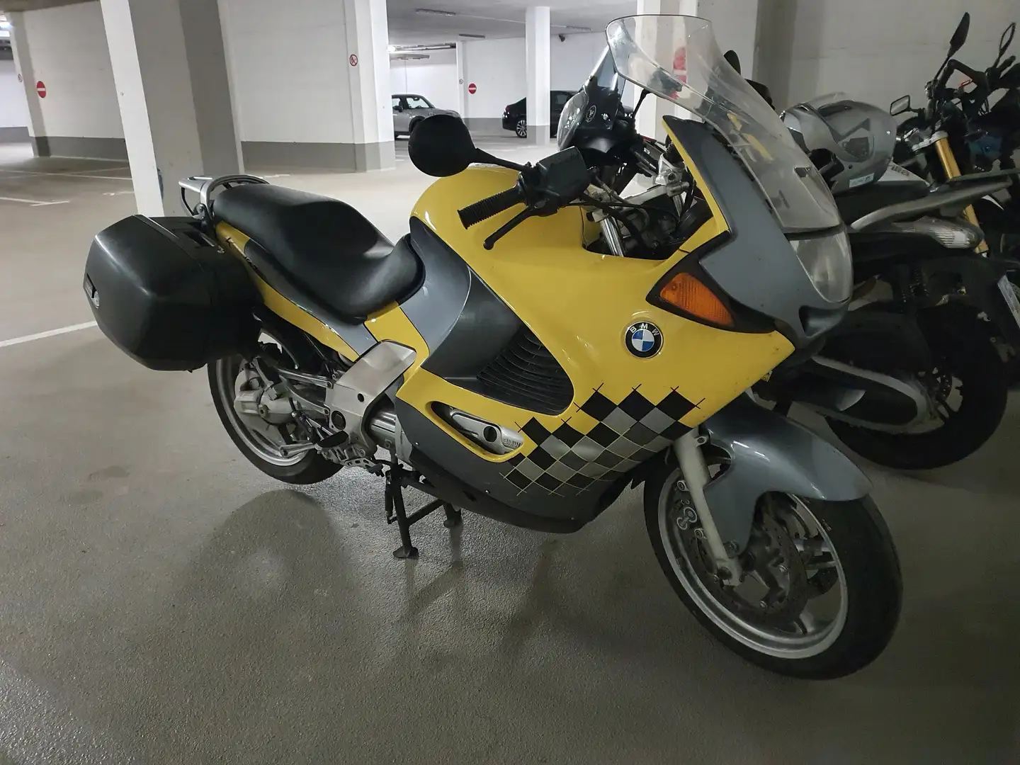 BMW K 1200 RS Жовтий - 1