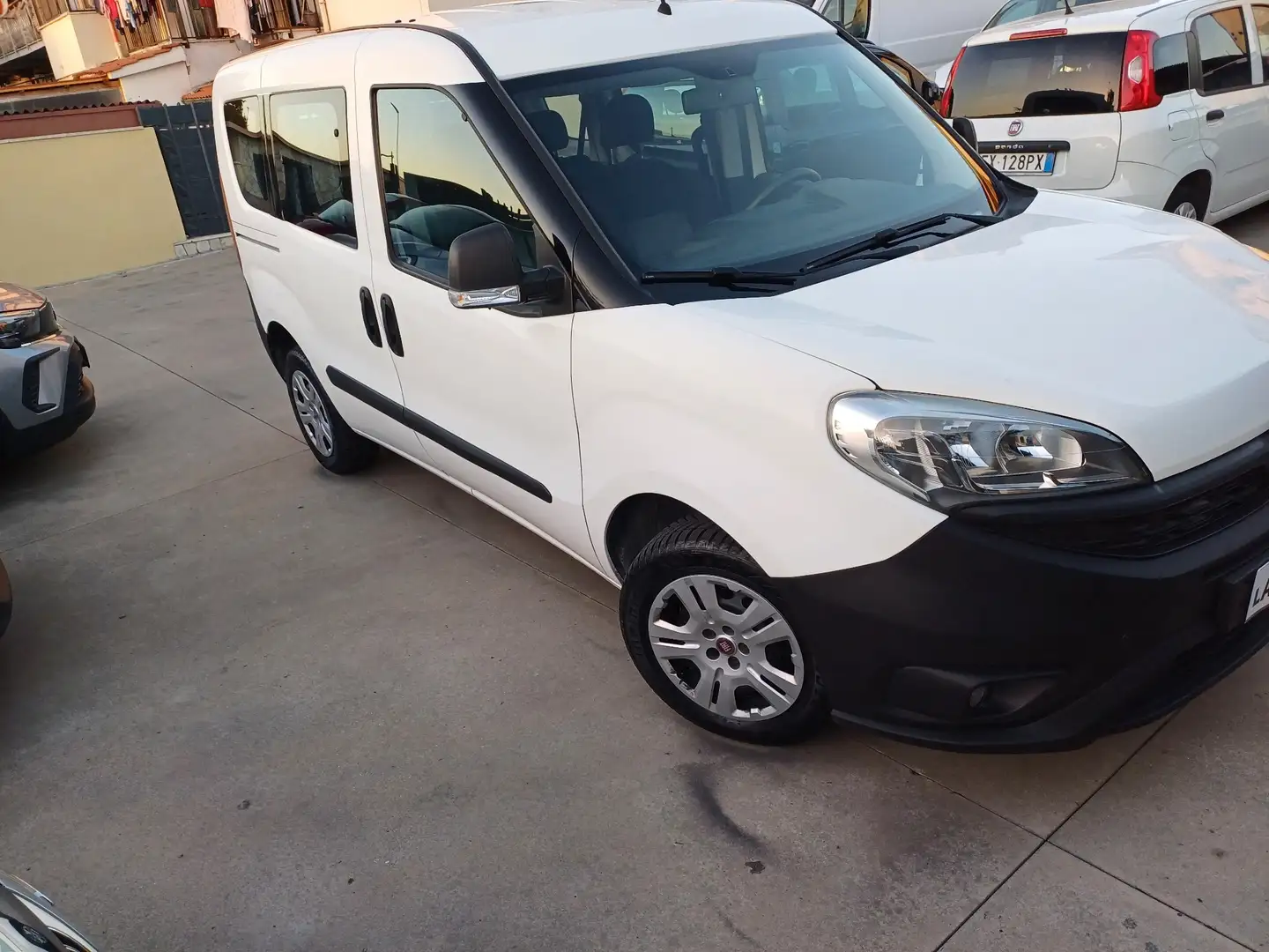 Fiat Doblo Doblo 1.3 mjt 16v Easy 95cv Weiß - 1