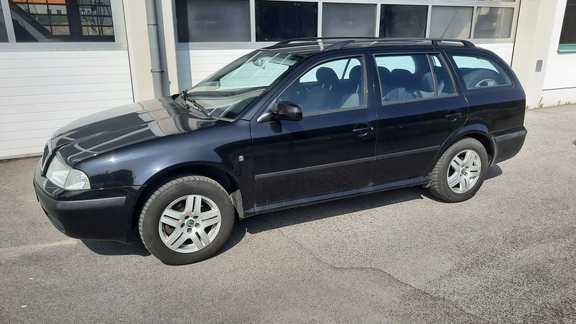 Skoda Octavia Combi 2,0 Celebrate 4x4 Gri - 1