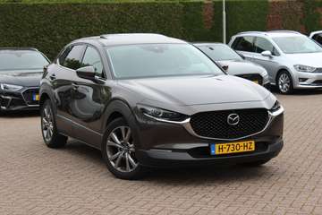 2.0 e-SkyActiv-X M Hybrid Luxury / Trekhaak / Schu