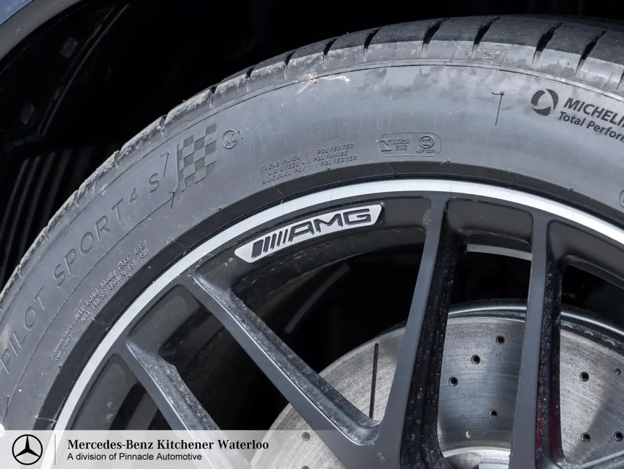 Mercedes-Benz GLE снимка Mercedes-Benz GLE