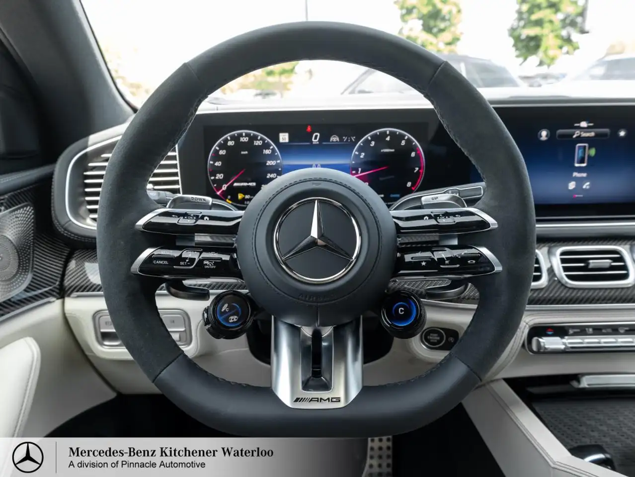 Mercedes-Benz GLE снимка Mercedes-Benz GLE