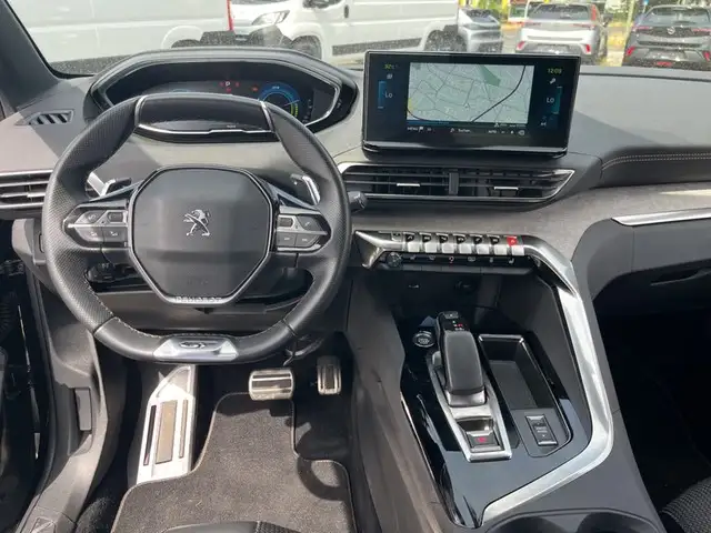Peugeot 3008 view 10