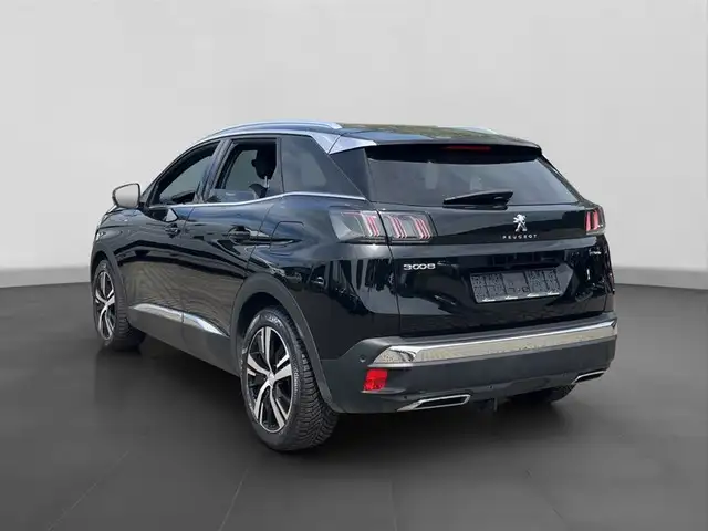 Peugeot 3008 view 3