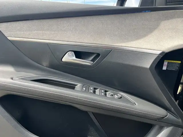 Peugeot 3008 view 14