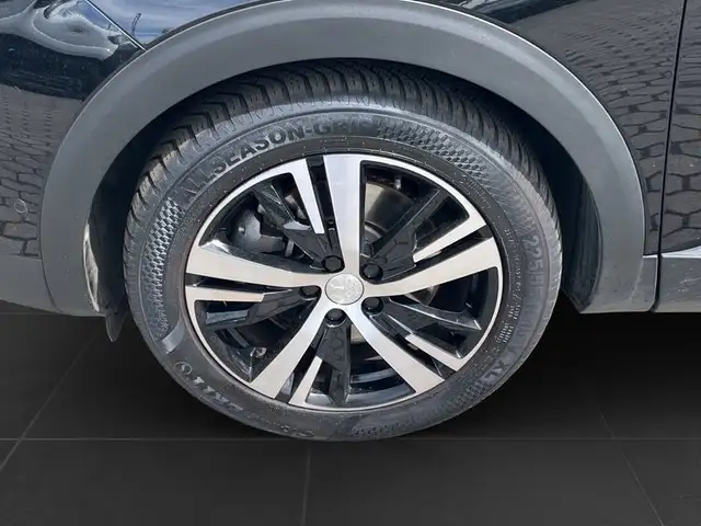 Peugeot 3008 view 7
