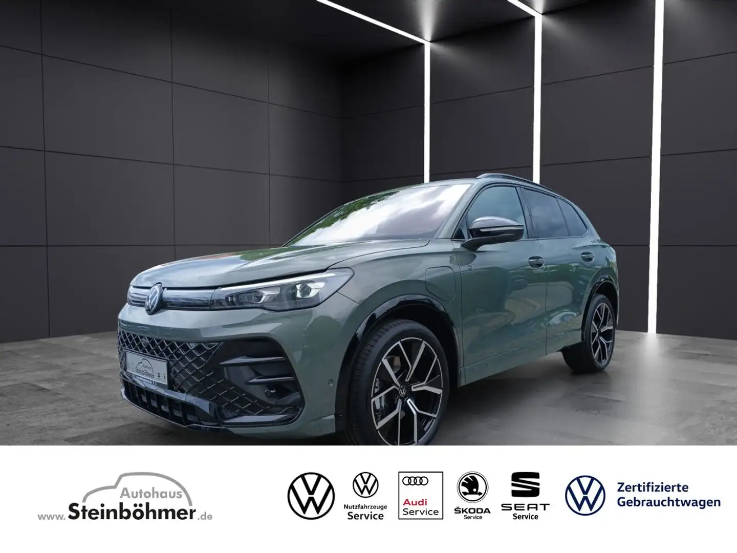 Volkswagen Tiguan R-Line 1.5 eHybrid Pano BlackStyle Sound AH Grün - 1