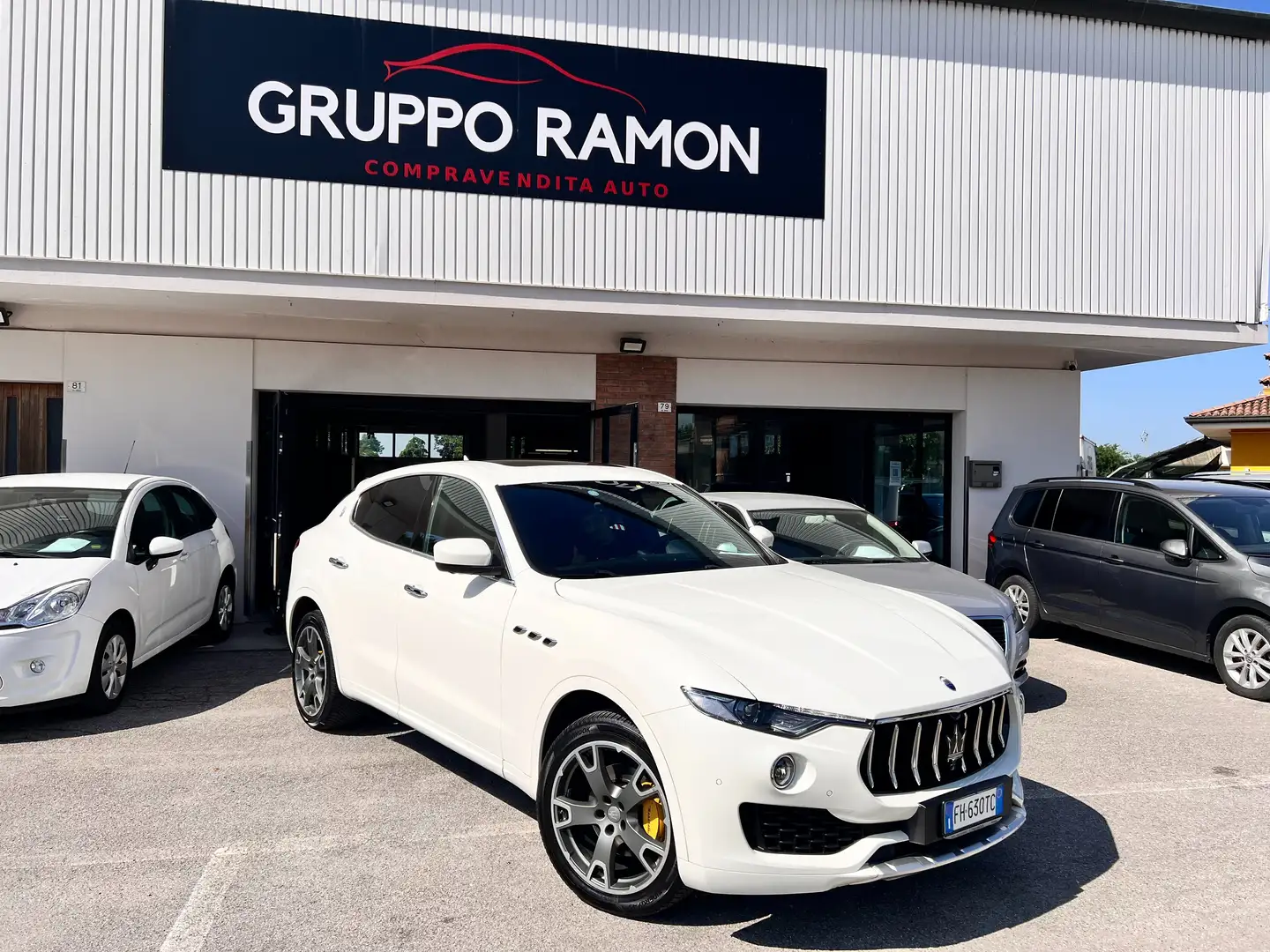 Maserati Levante Levante 3.0 V6 250cv auto Білий - 1