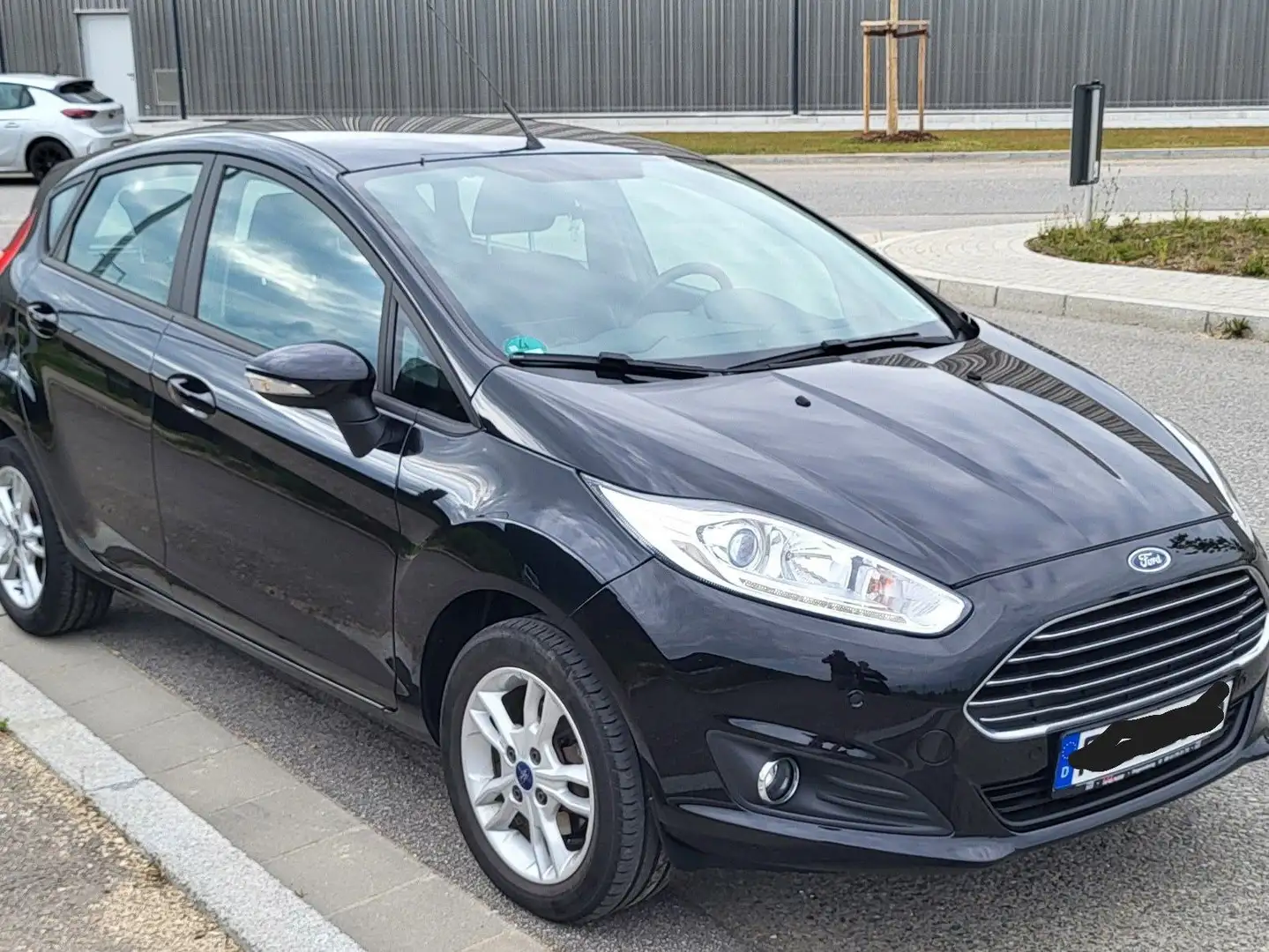 Ford Fiesta Fiesta 1.0 SYNC Edition Schwarz - 1