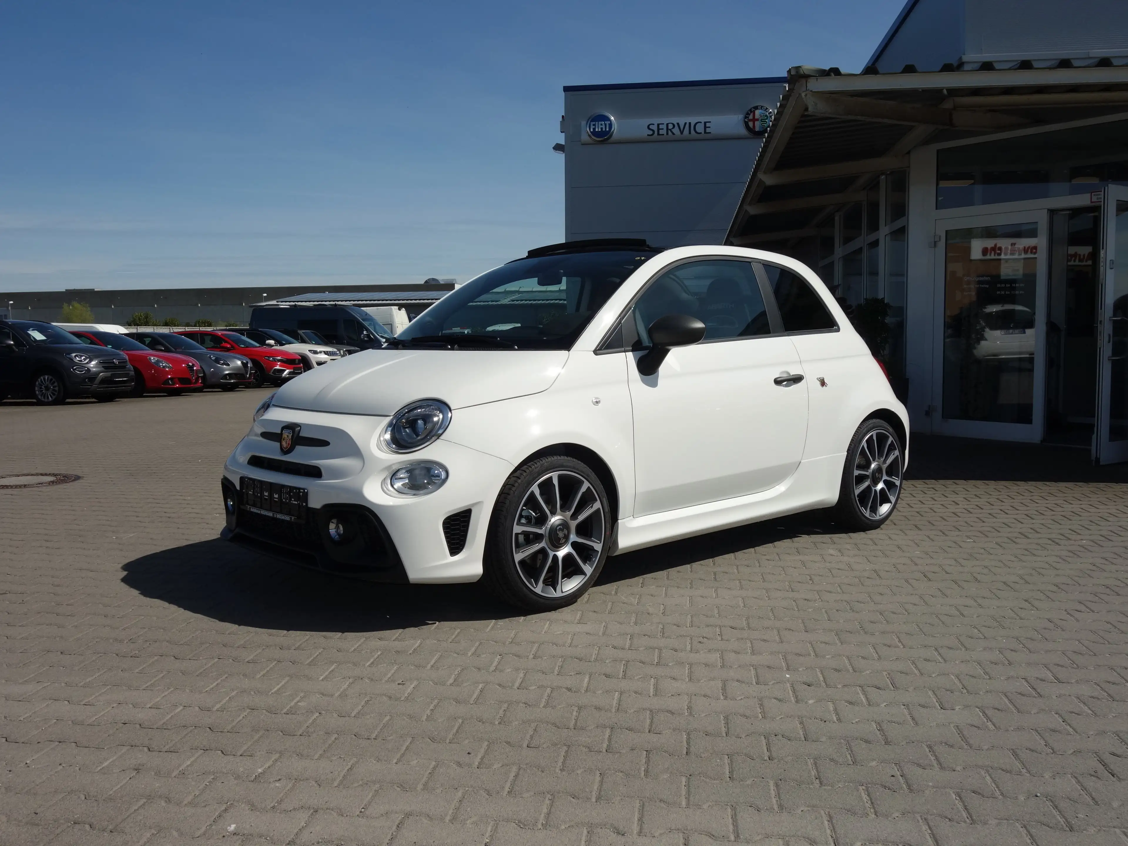 Abarth 595C *Uconnect 7"/DAB/NAV/Leder/PDC/NSW*
