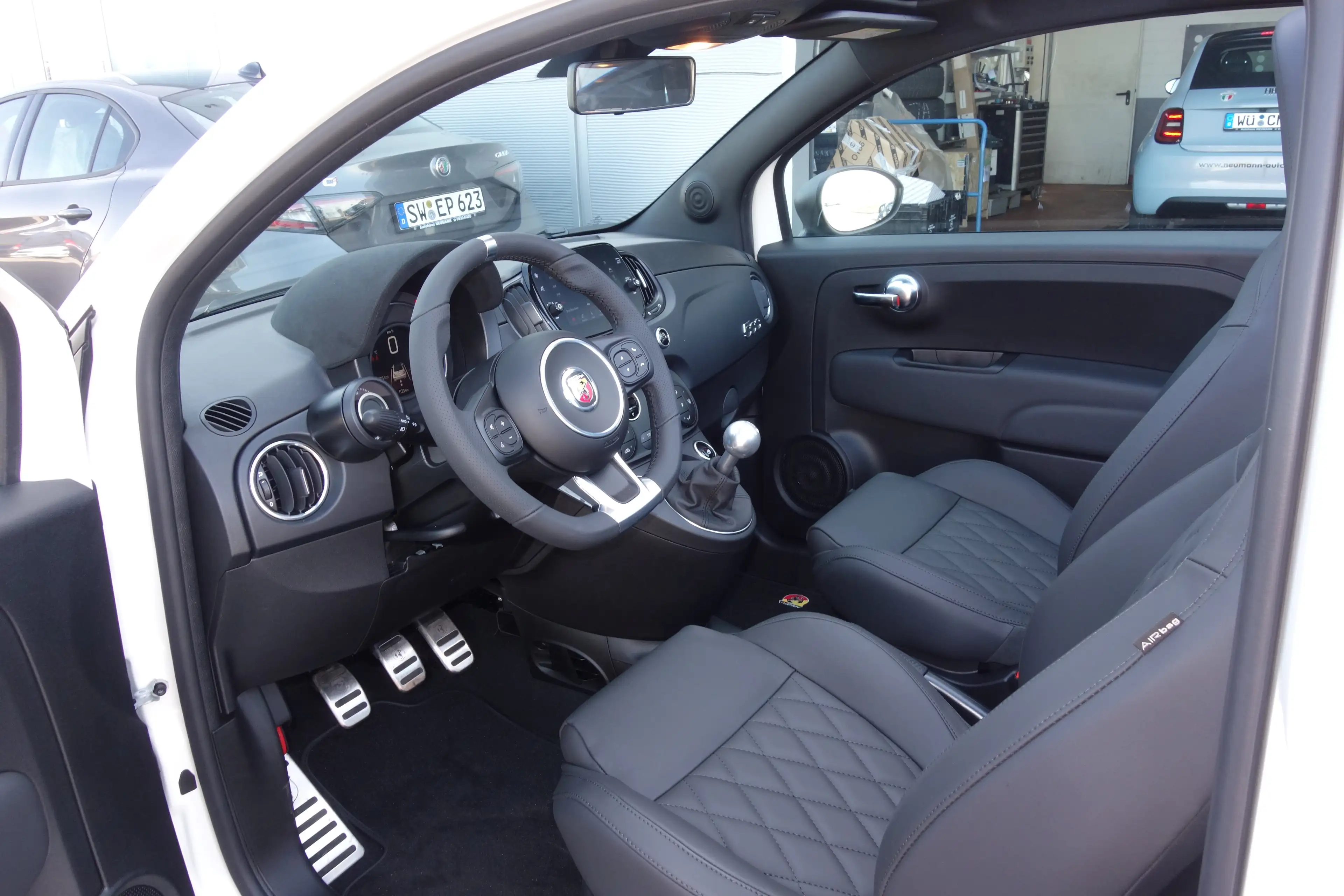 Abarth 595C *Uconnect 7"/DAB/NAV/Leder/PDC/NSW* — photo 6