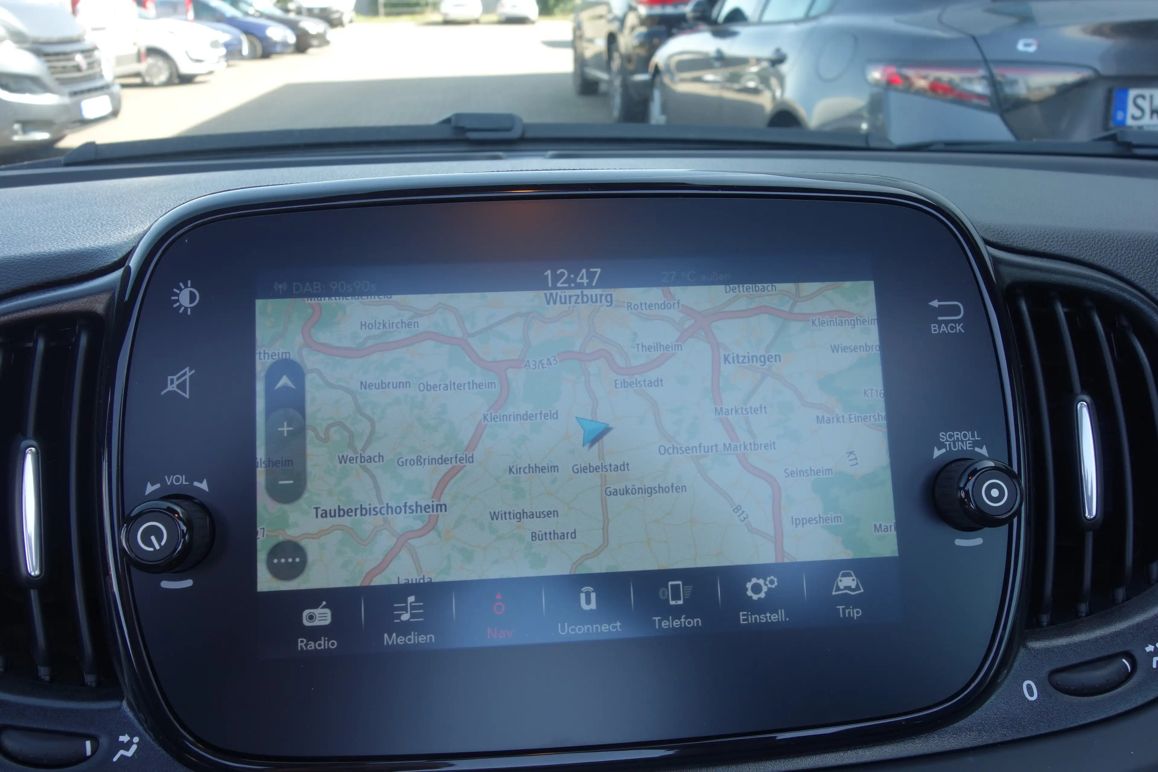 Abarth 595C *Uconnect 7"/DAB/NAV/Leder/PDC/NSW* — photo 11