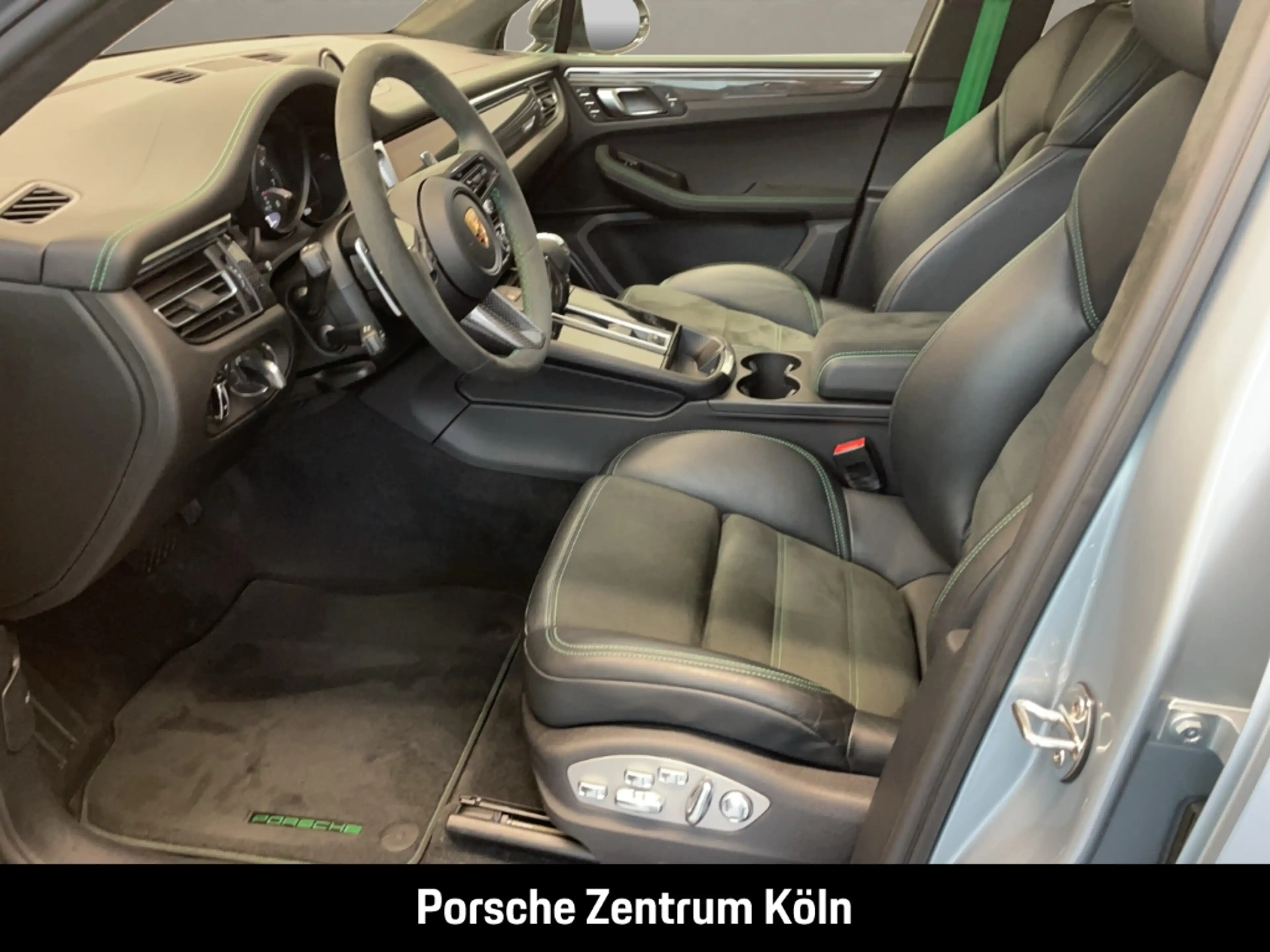 Porsche Macan GTS — photo 13