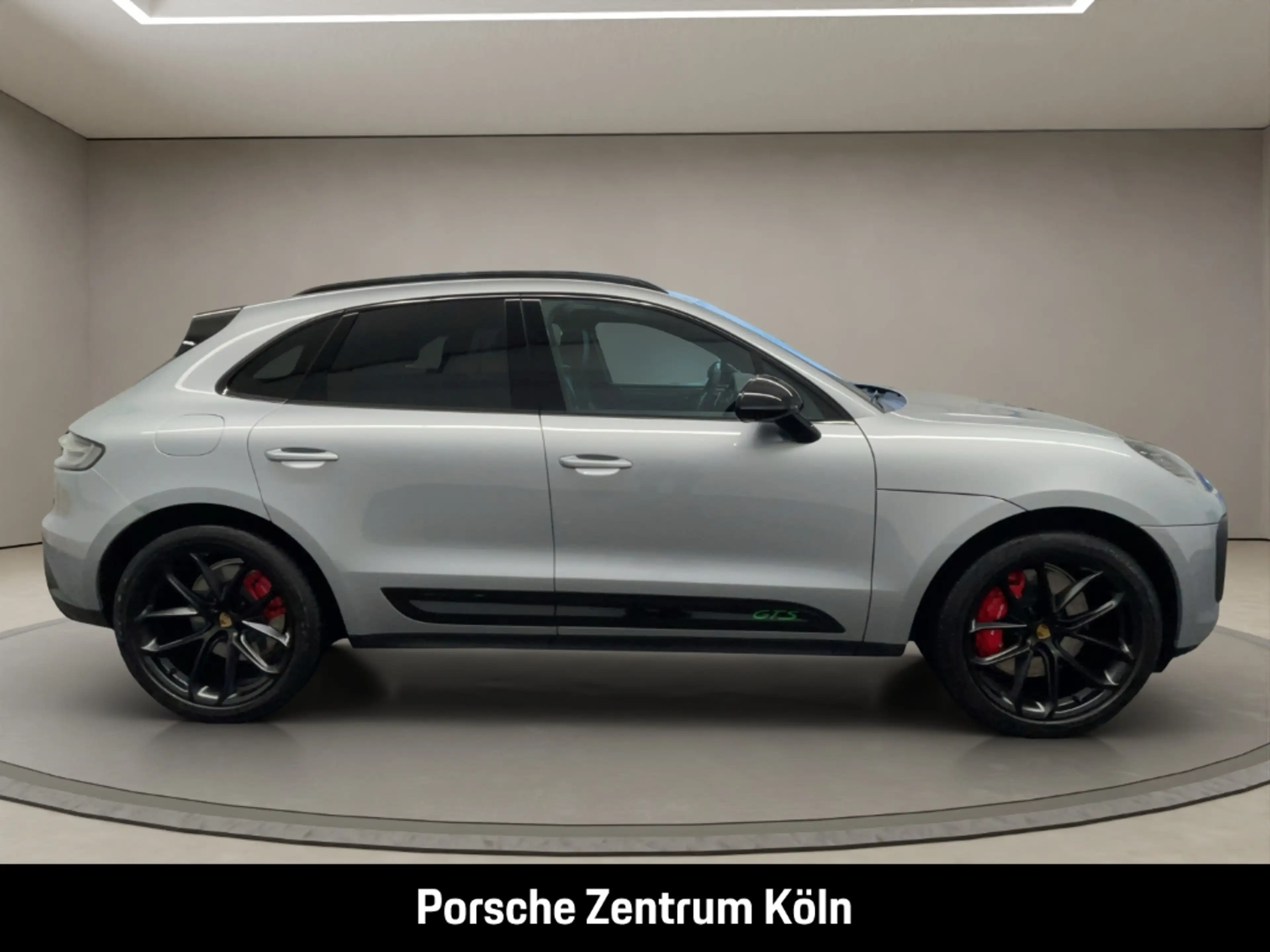 Porsche Macan GTS — photo 6