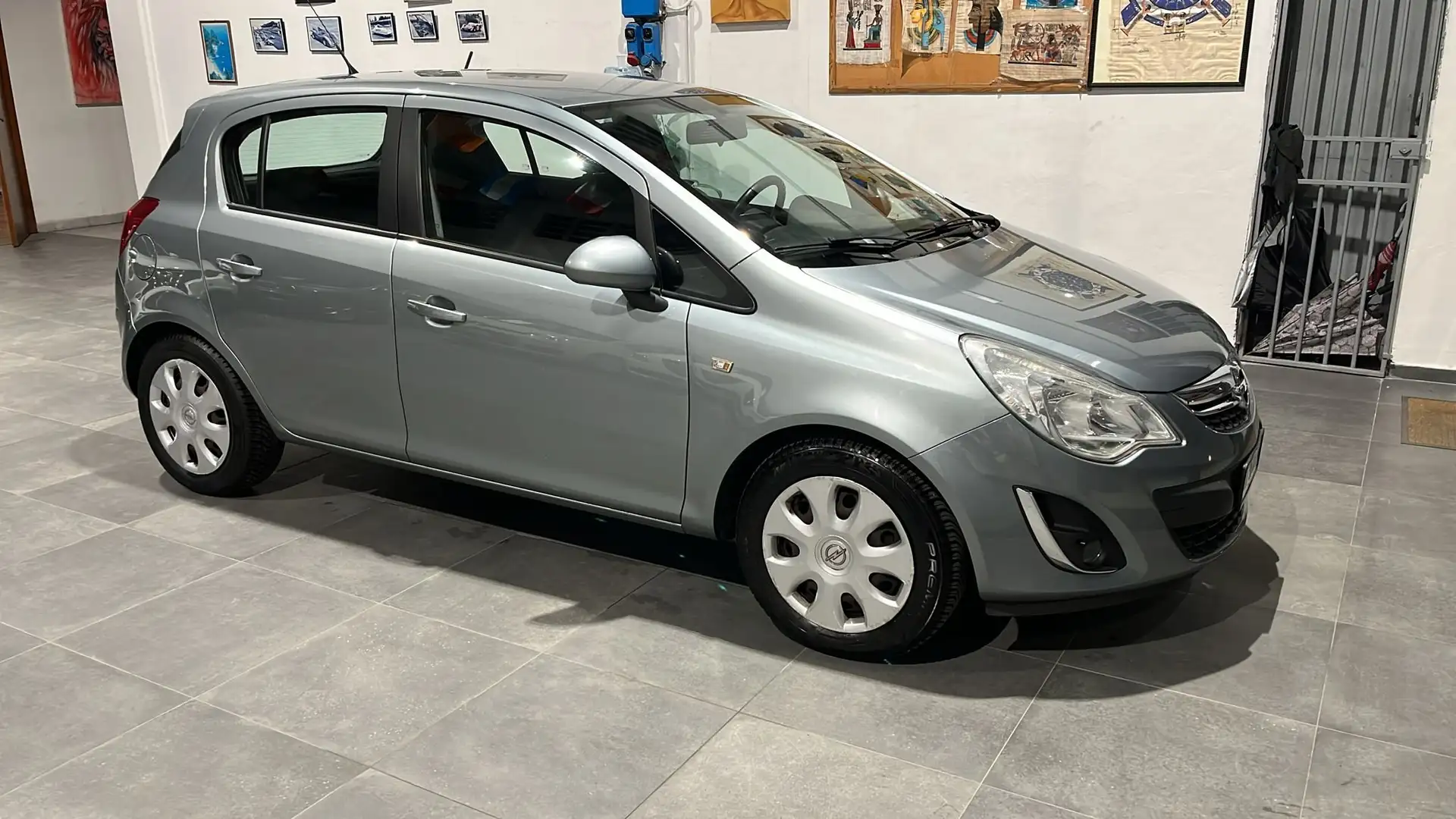Opel Corsa Corsa IV 2010 5p 1.2 Club 85cv Grigio - 1