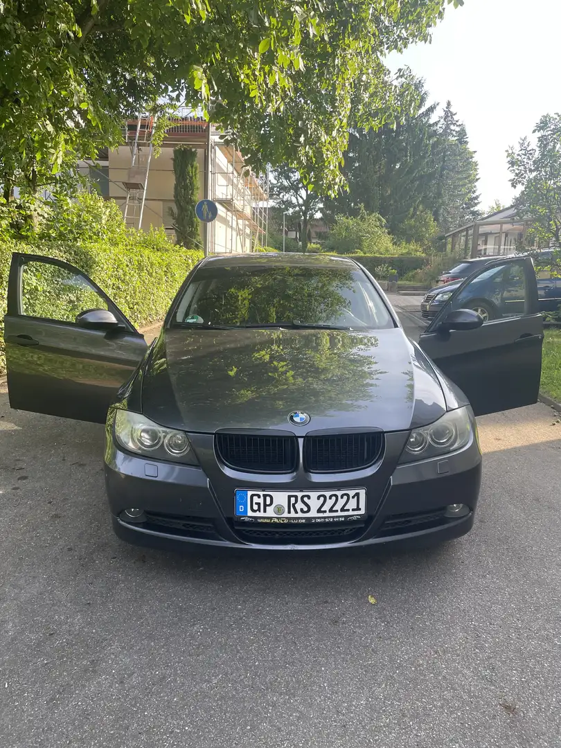 BMW 320 320i Automatik - 1
