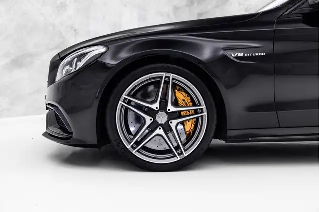 Mercedes-Benz C-Class view 9