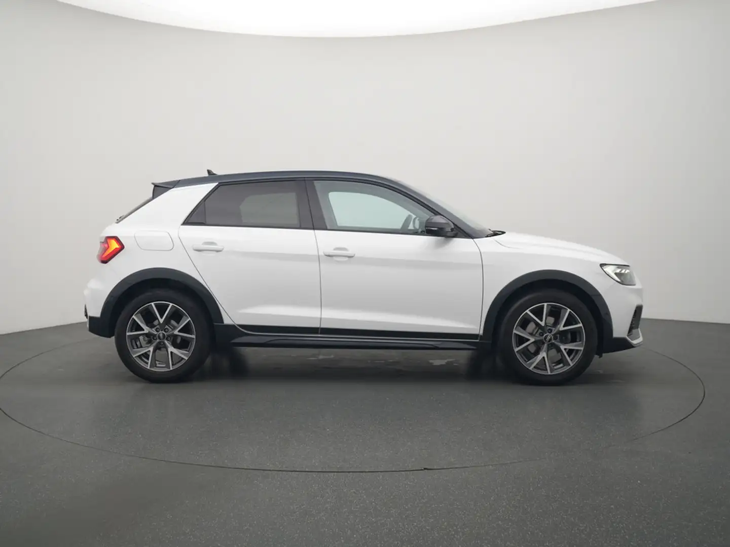 Audi A1 citycarver STRON NAVI VIRT KAM SHZ CARPLAY Blanc - 2